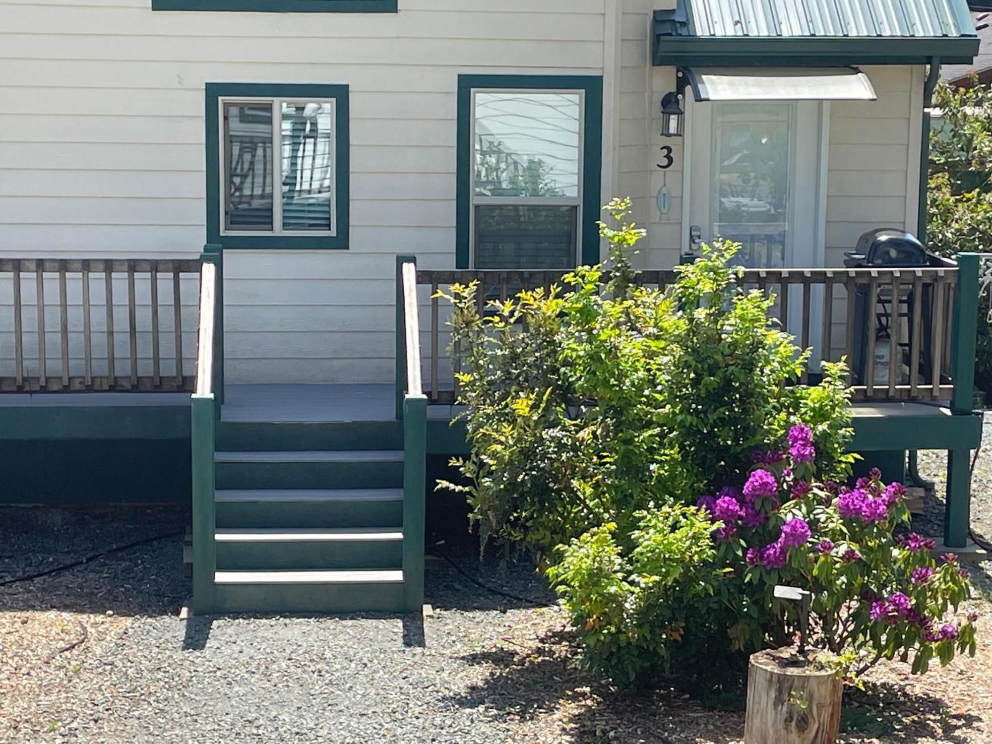 Sheltered Nook On Tillamook Bay Bay City Exterior photo